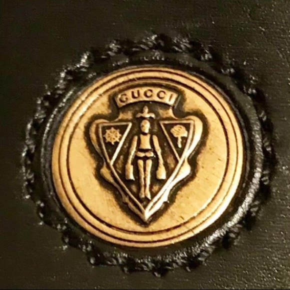100% Authentic Black Gucci Crest Ankle Booties. - Picture 2 of 6